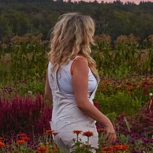 Meet your Posher, Lee